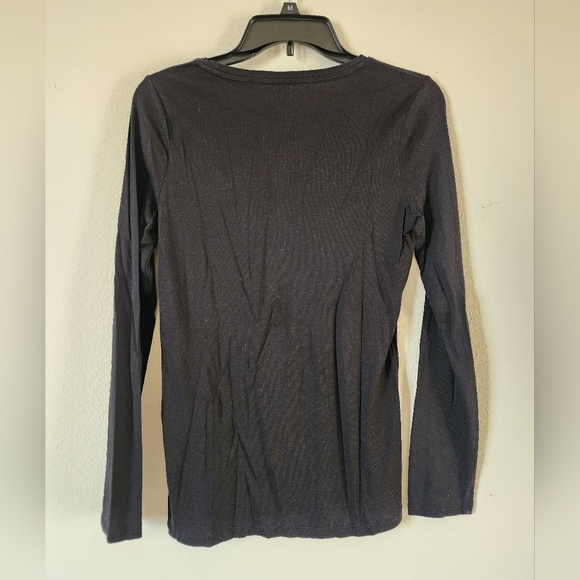 🎀 A New Day Junior's Black Long Sleeve Top Size: Small 🎀 - Picture 3 of 4